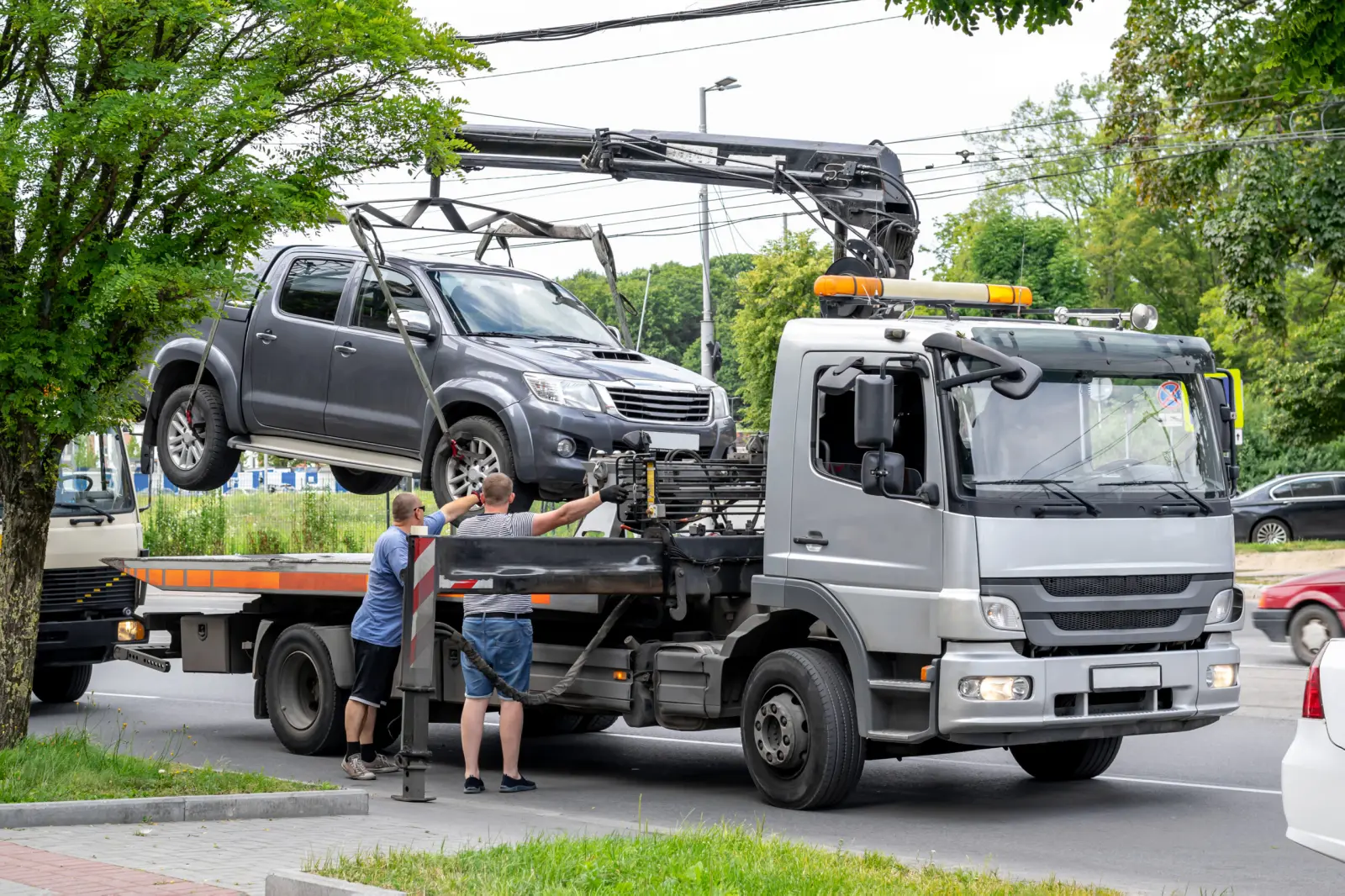 everything-you-must-know-about-car-towing_2.webp